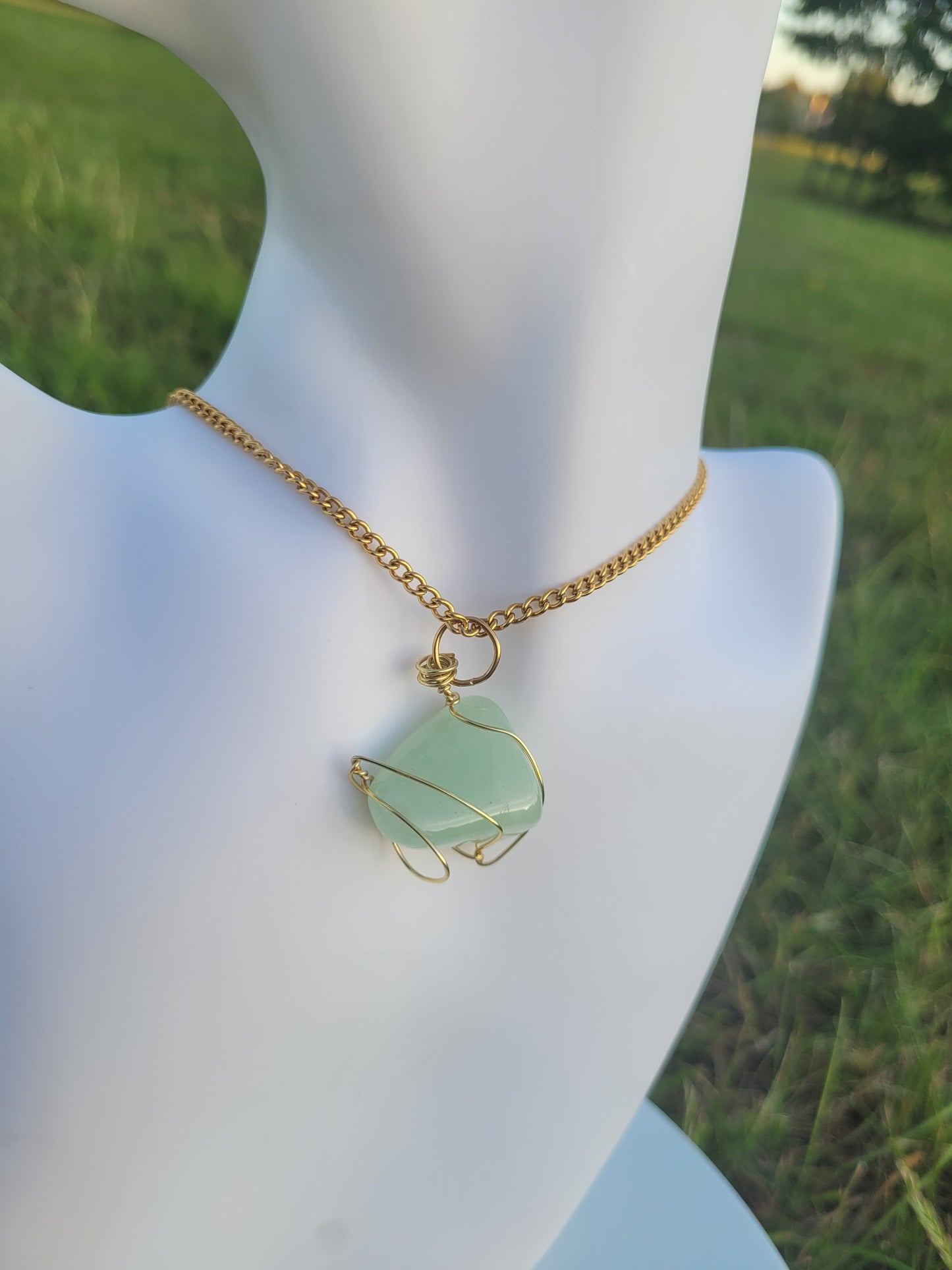 GREEN MOSS AGATE CHOKER, GOLD- JEMZI LONDON