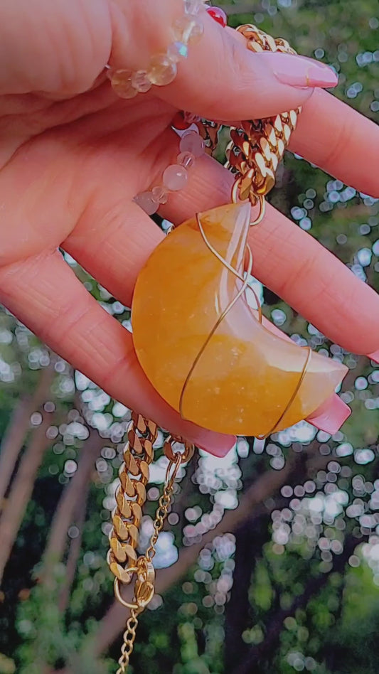 GOLDEN HEALER QUARTZ MOON CHOKER, GOLD - JEMZI LONDON